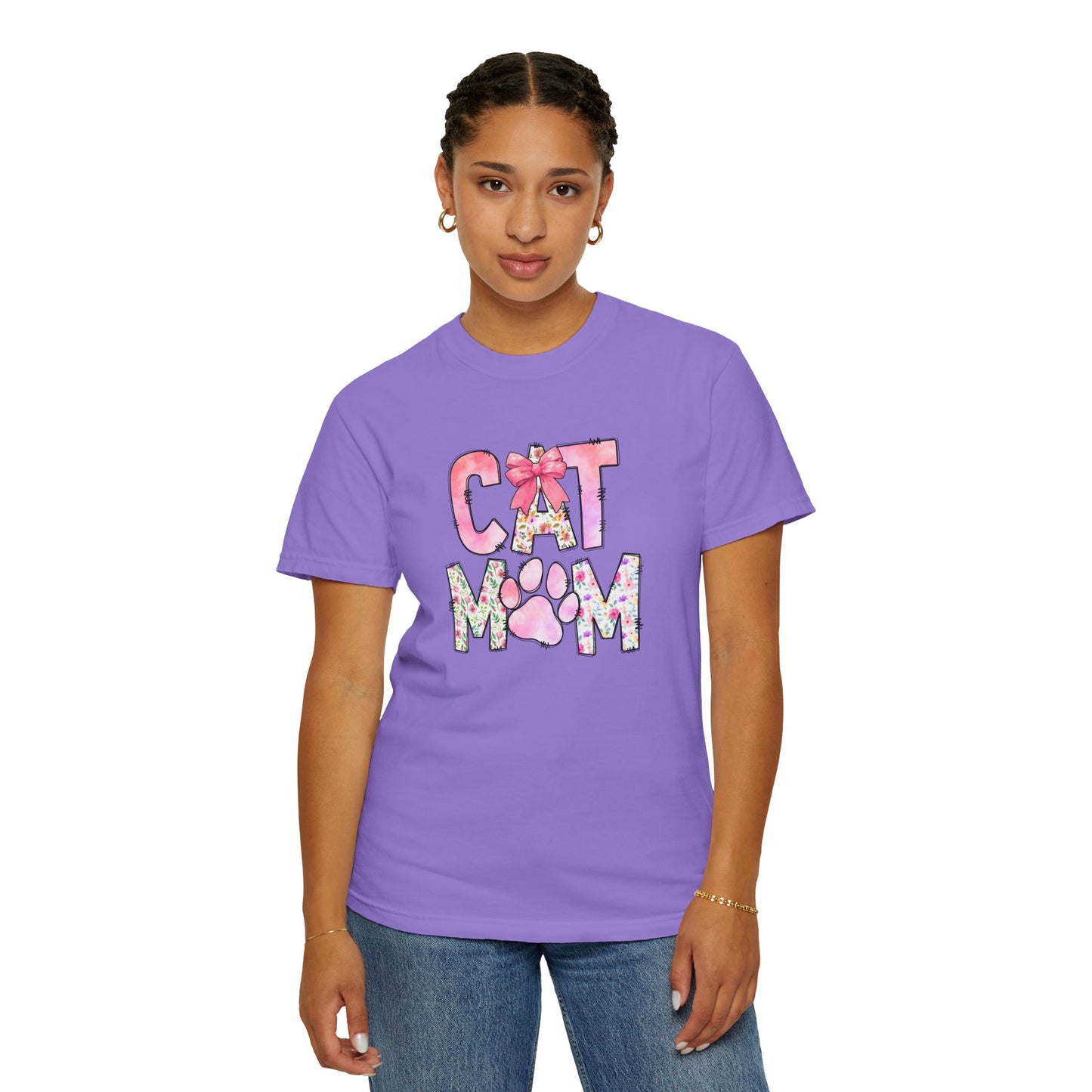 Cat Mom Garment-Dyed T-Shirt | Cute Floral Design for Cat Lovers