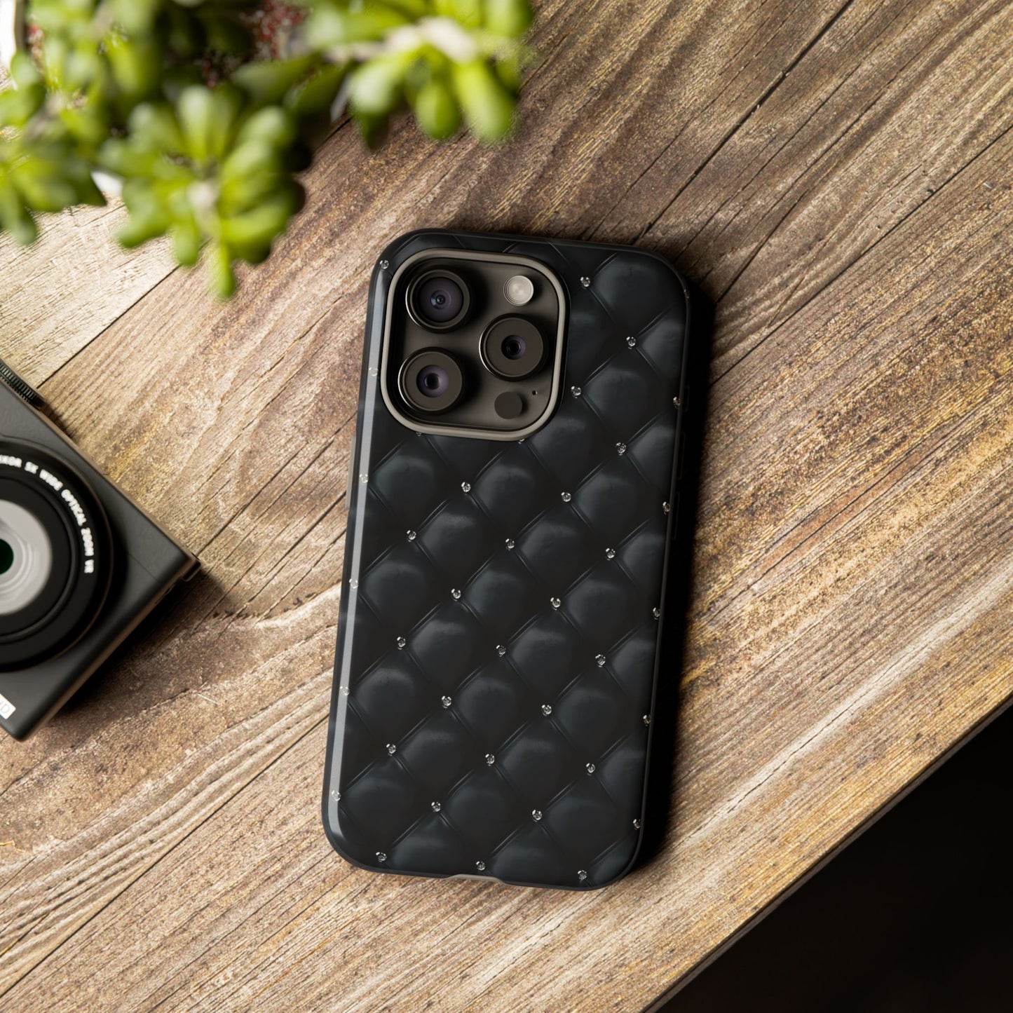 Stylish Tough Phone Case - Elegant Black Quilted Design
