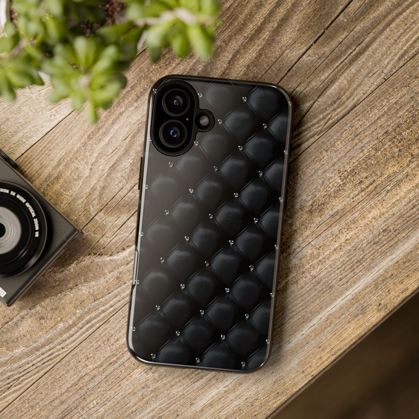 Stylish Tough Phone Case - Elegant Black Quilted Design