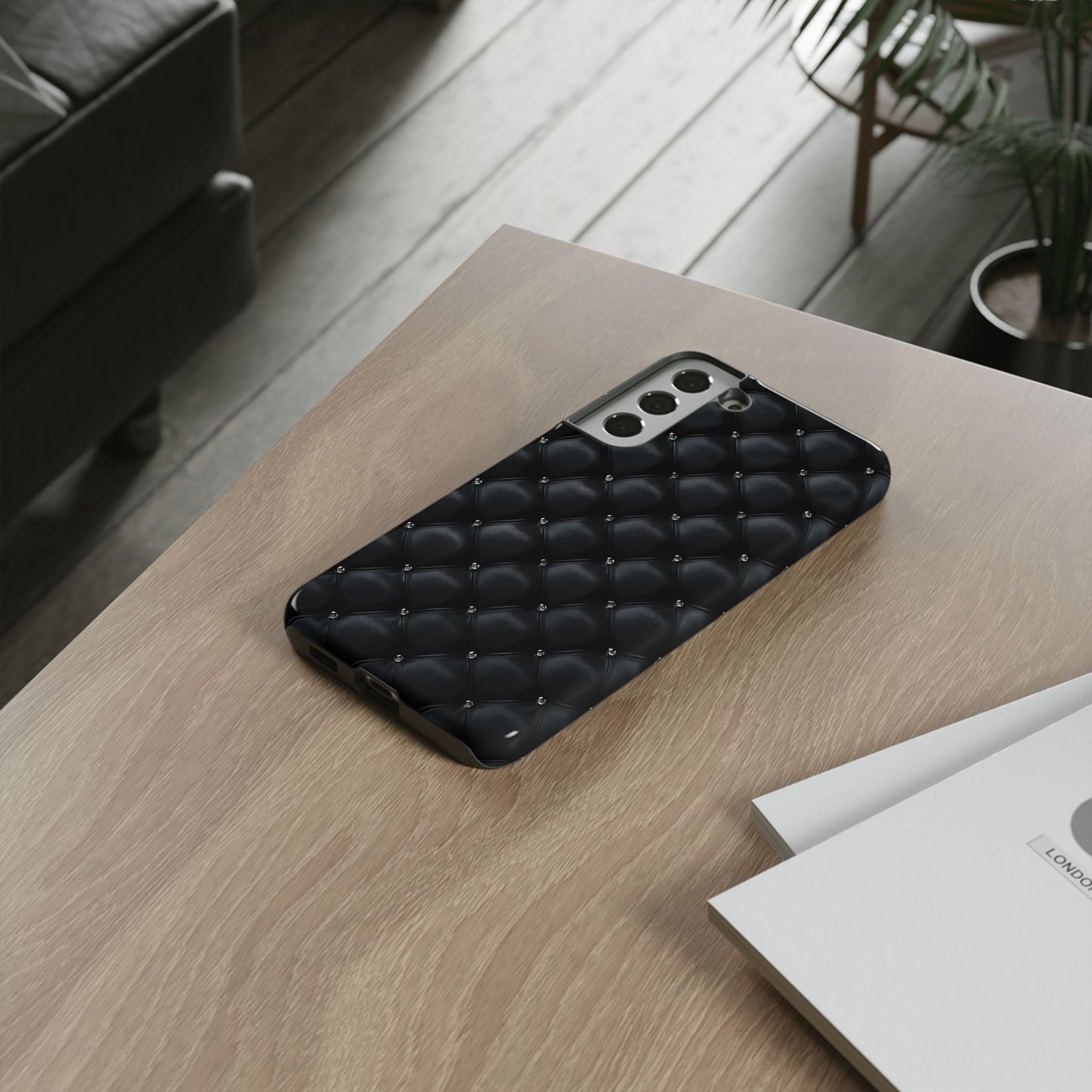 Stylish Tough Phone Case - Elegant Black Quilted Design