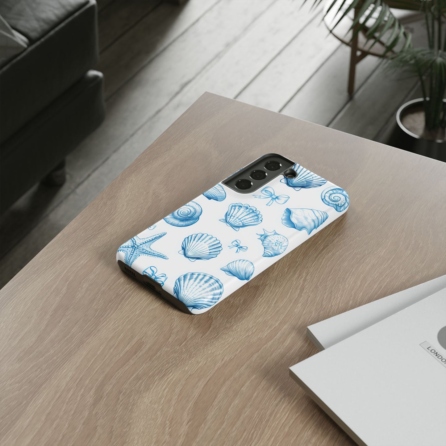 Coquette-Coastal Ocean-Themed Phone Case - Seashell and Starfish Design