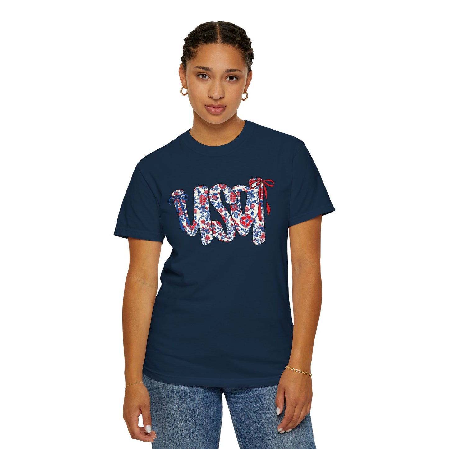 USA Coquette Retro Floral Script Unisex T-Shirt - Perfect for Patriotic Celebrations