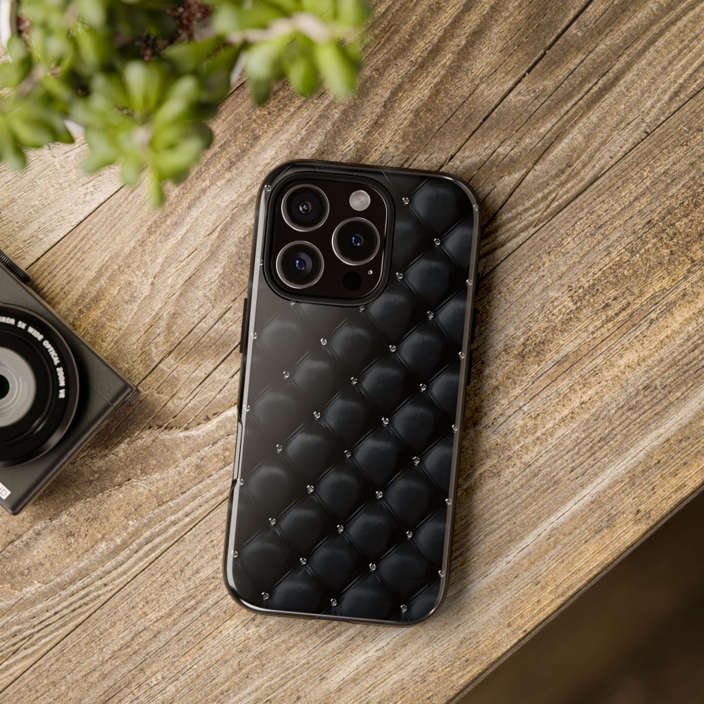 Stylish Tough Phone Case - Elegant Black Quilted Design